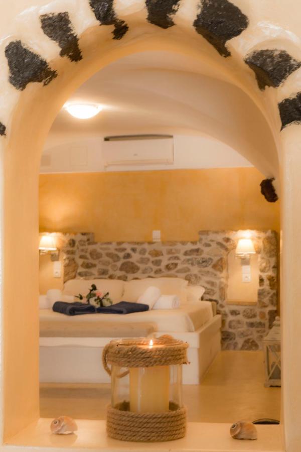 Linos Suites Emporio  Extérieur photo